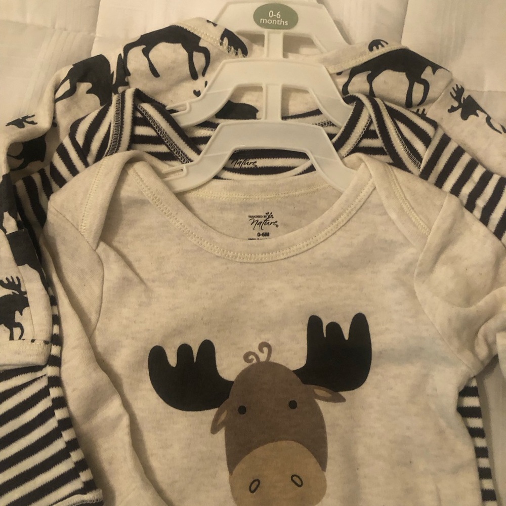 Moose Print Baby Bodysuit Set - Cream and Black